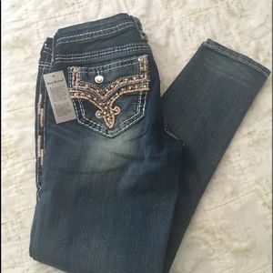 Rock Revival Betty Skinny Jeans